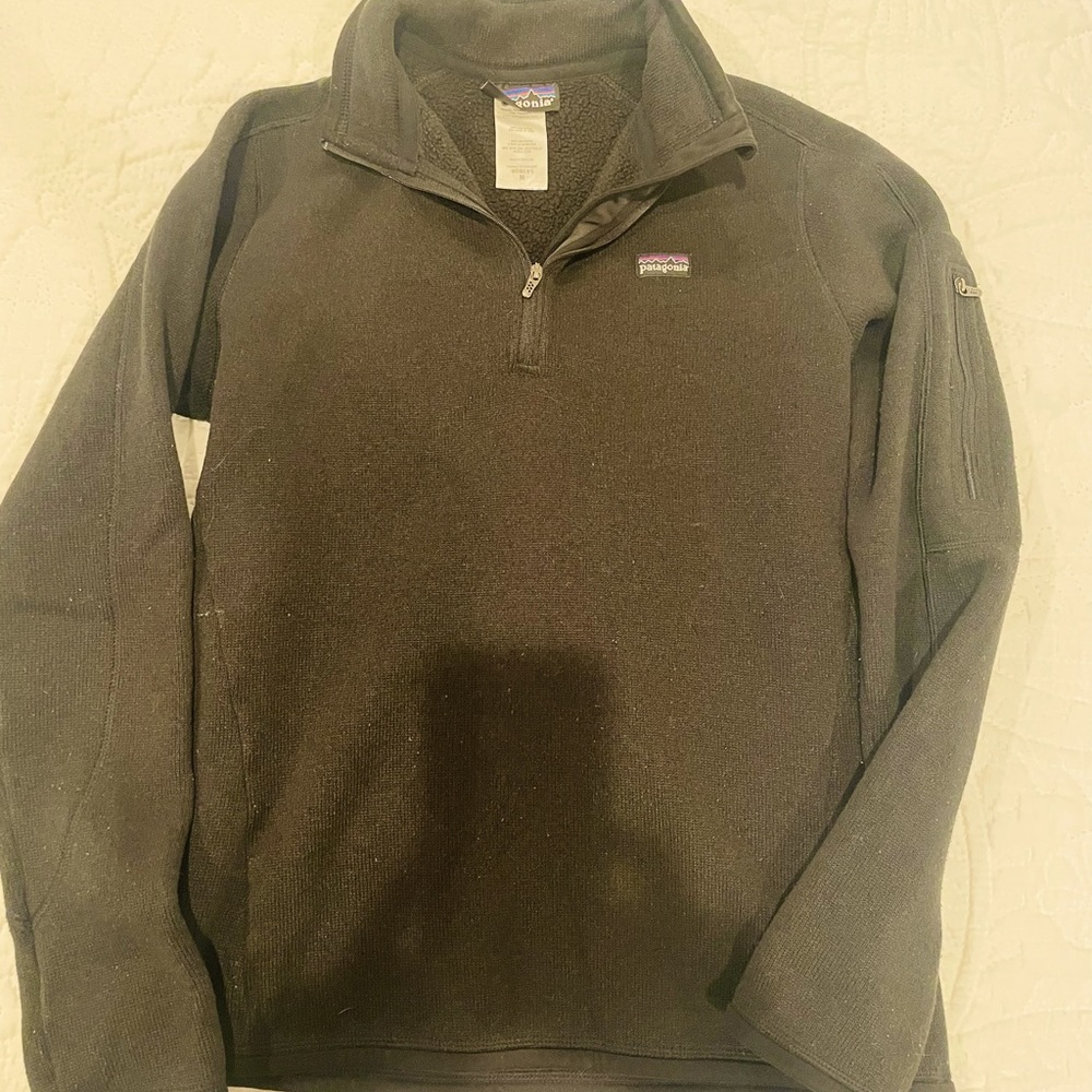 Patagonia black pullover sz medium